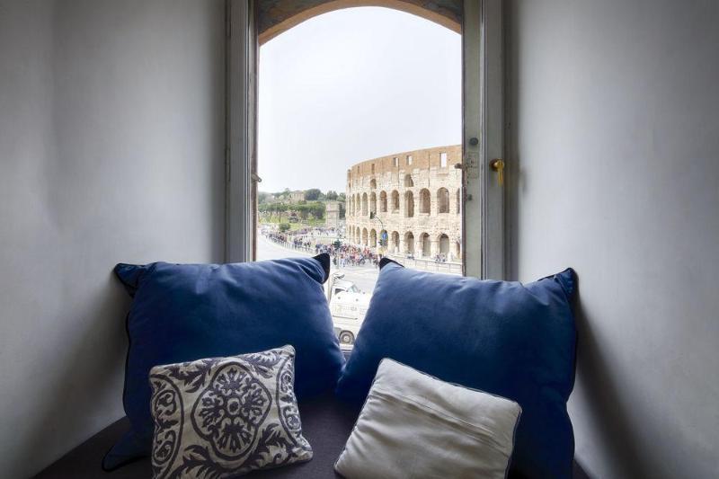 Ht N°9 Colosseo Roma Exterior foto